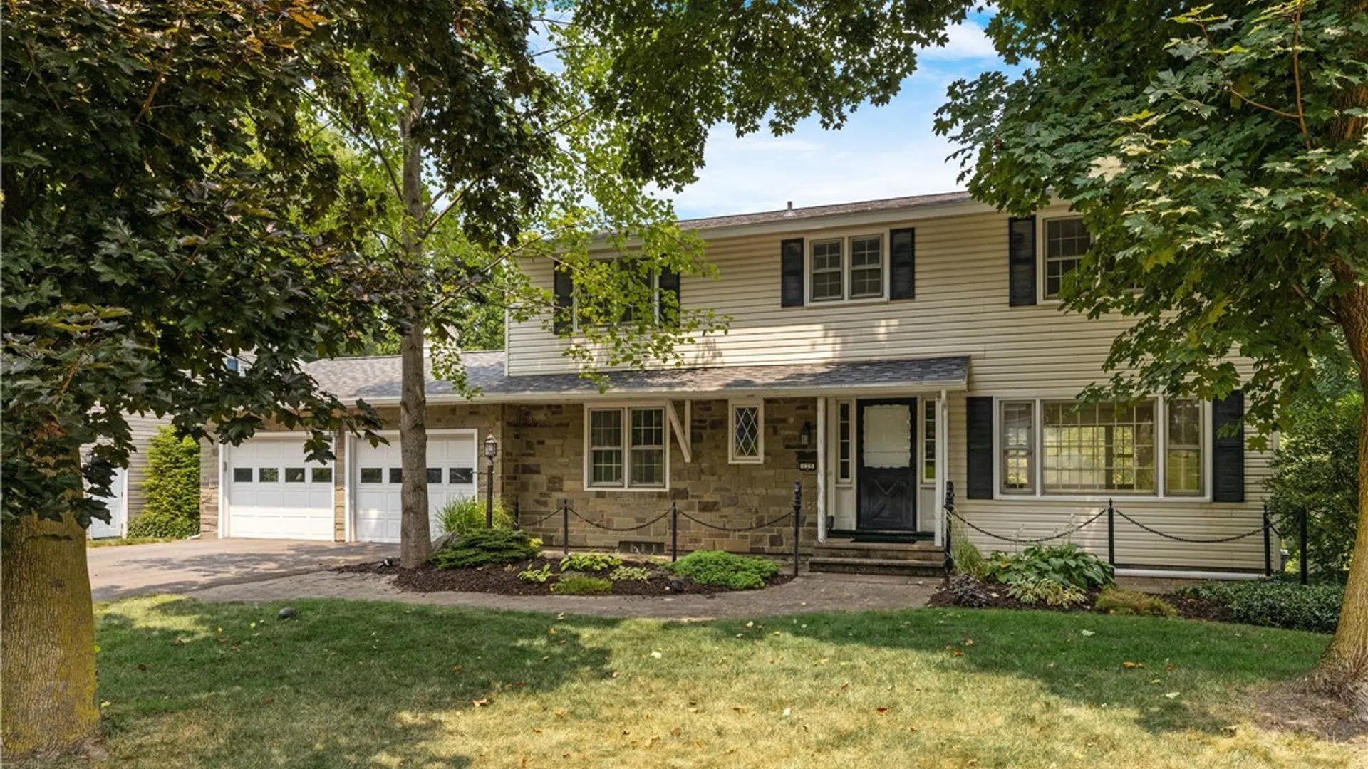 Property at 125 Northwood Way, Camillus, NY 13031 3