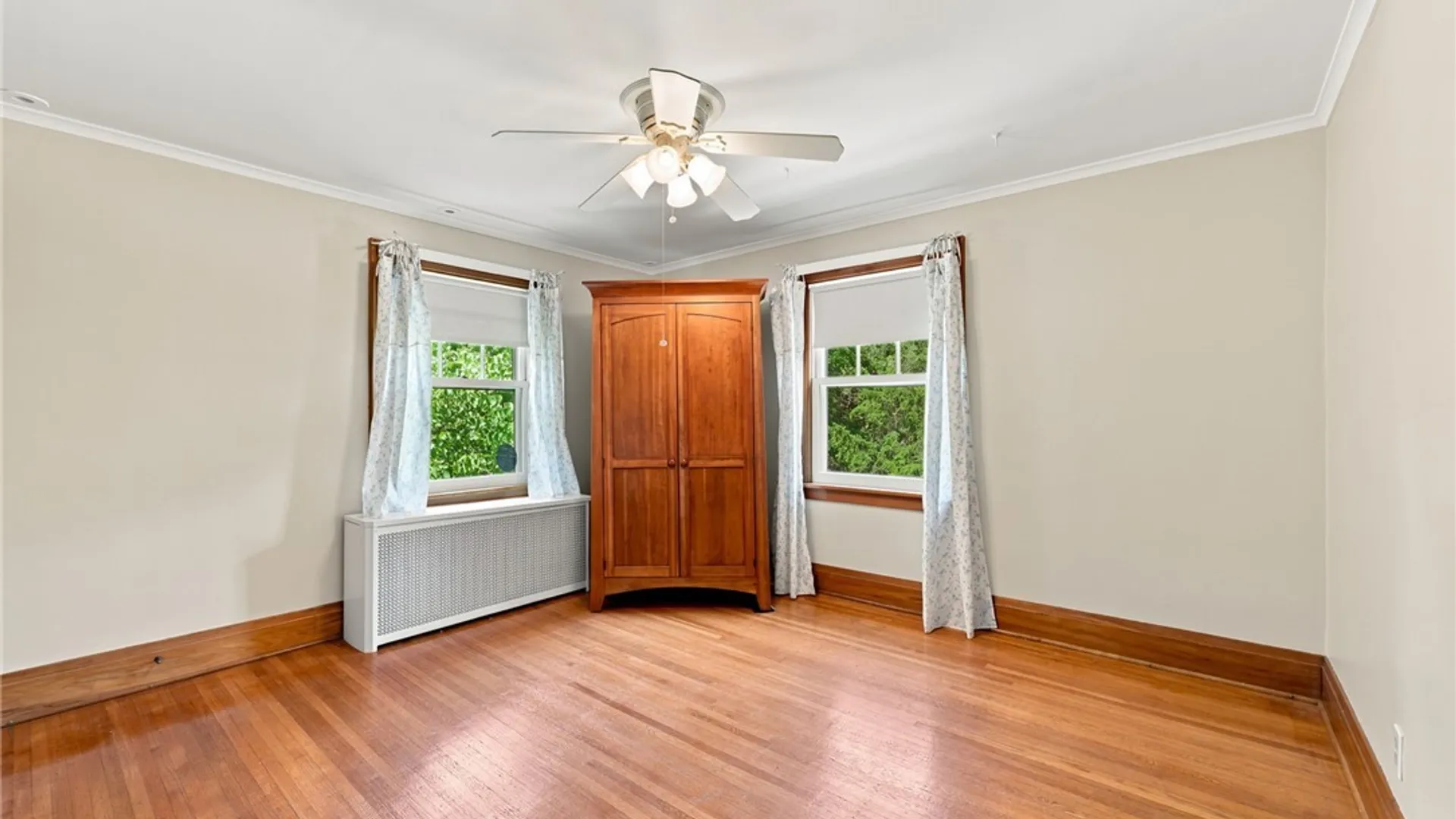 Property at 101 Fairlawn Drive, Amherst, NY 14226 25