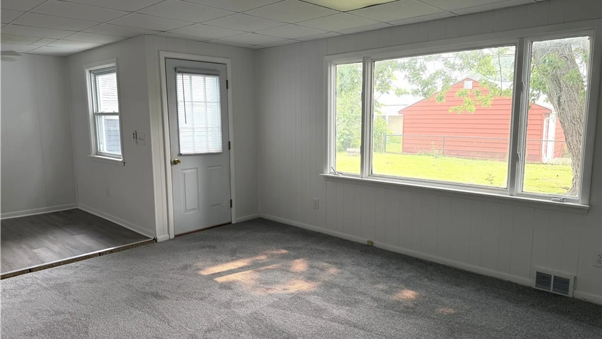 Property at 147 N Ellwood Avenue, Tonawanda, NY 14223 11