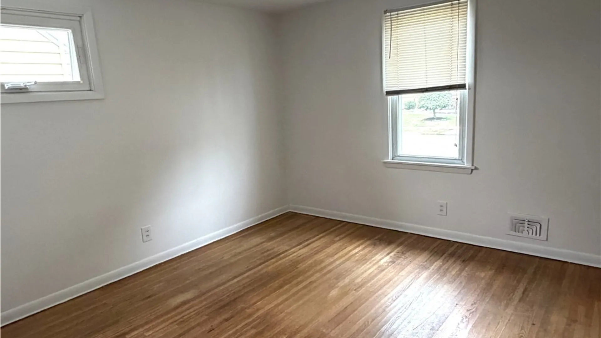 Property at 147 N Ellwood Avenue, Tonawanda, NY 14223 18