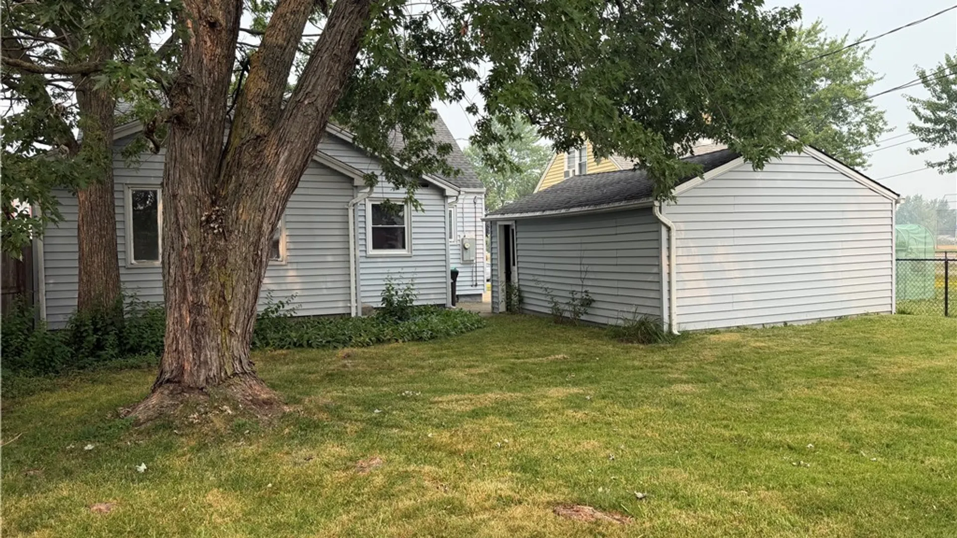 Property at 147 N Ellwood Avenue, Tonawanda, NY 14223 5