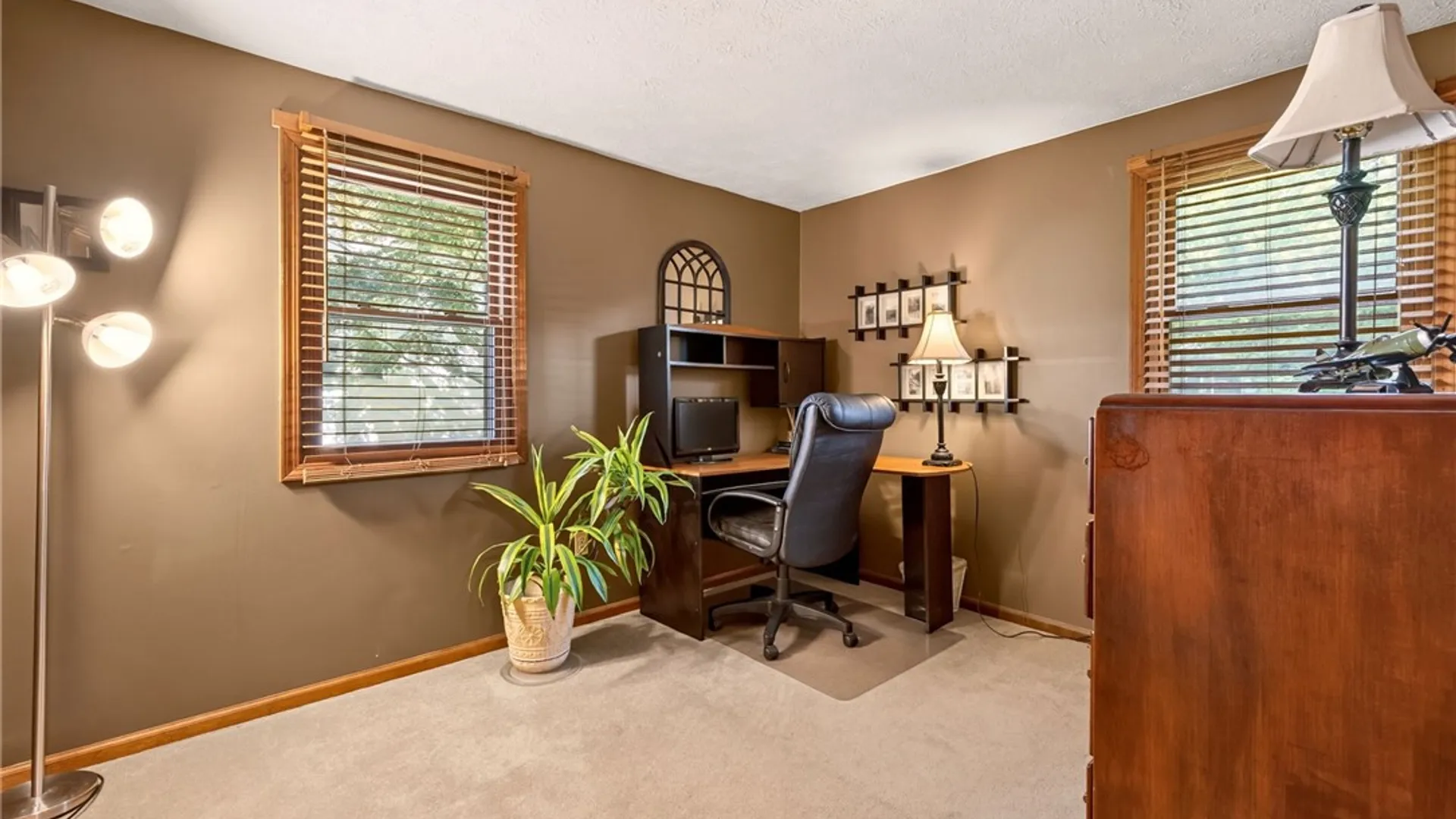 Property at 10 Slate Drive, Chili, NY 14514 15