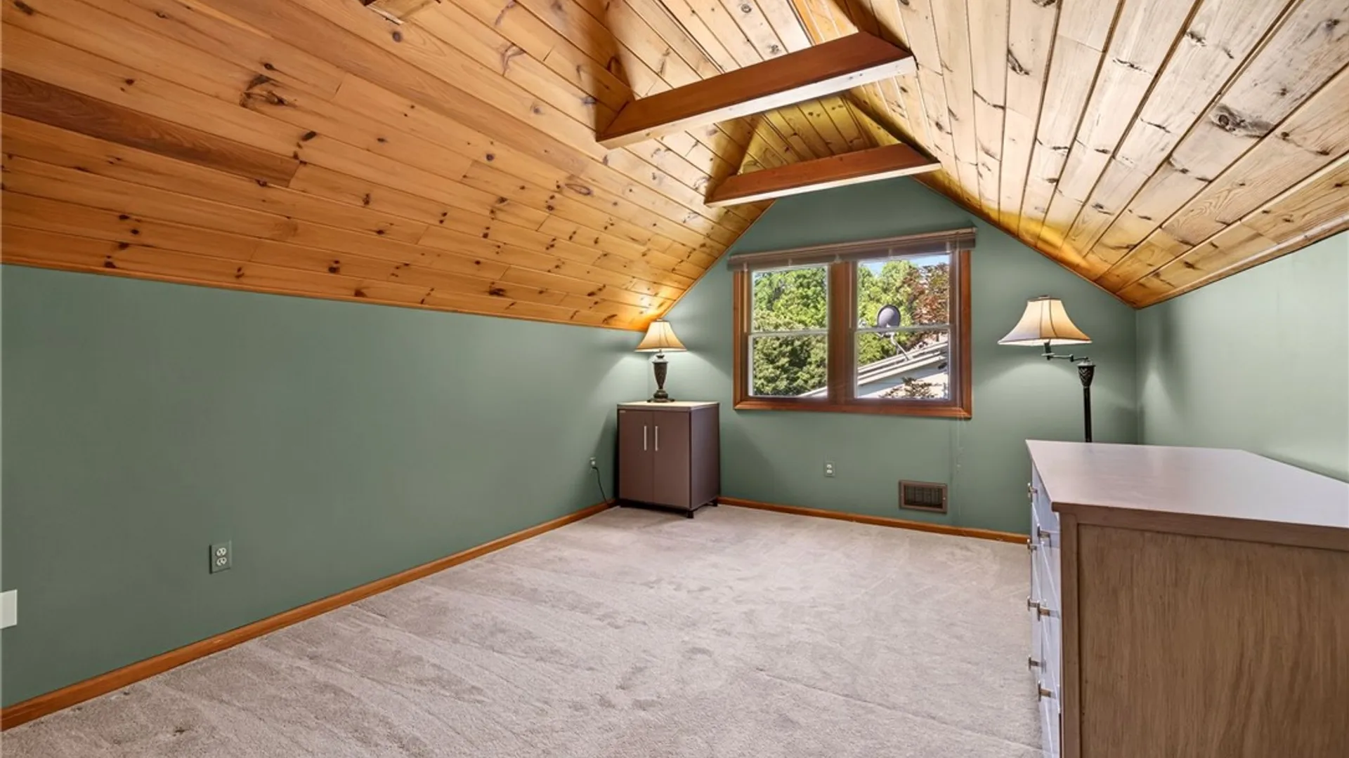 Property at 10 Slate Drive, Chili, NY 14514 18