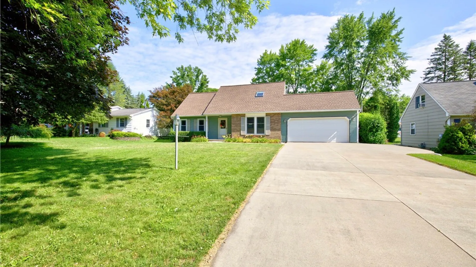 Property at 10 Slate Drive, Chili, NY 14514 27