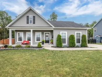 828 Whitehaven Road, Grand Island, NY 14072