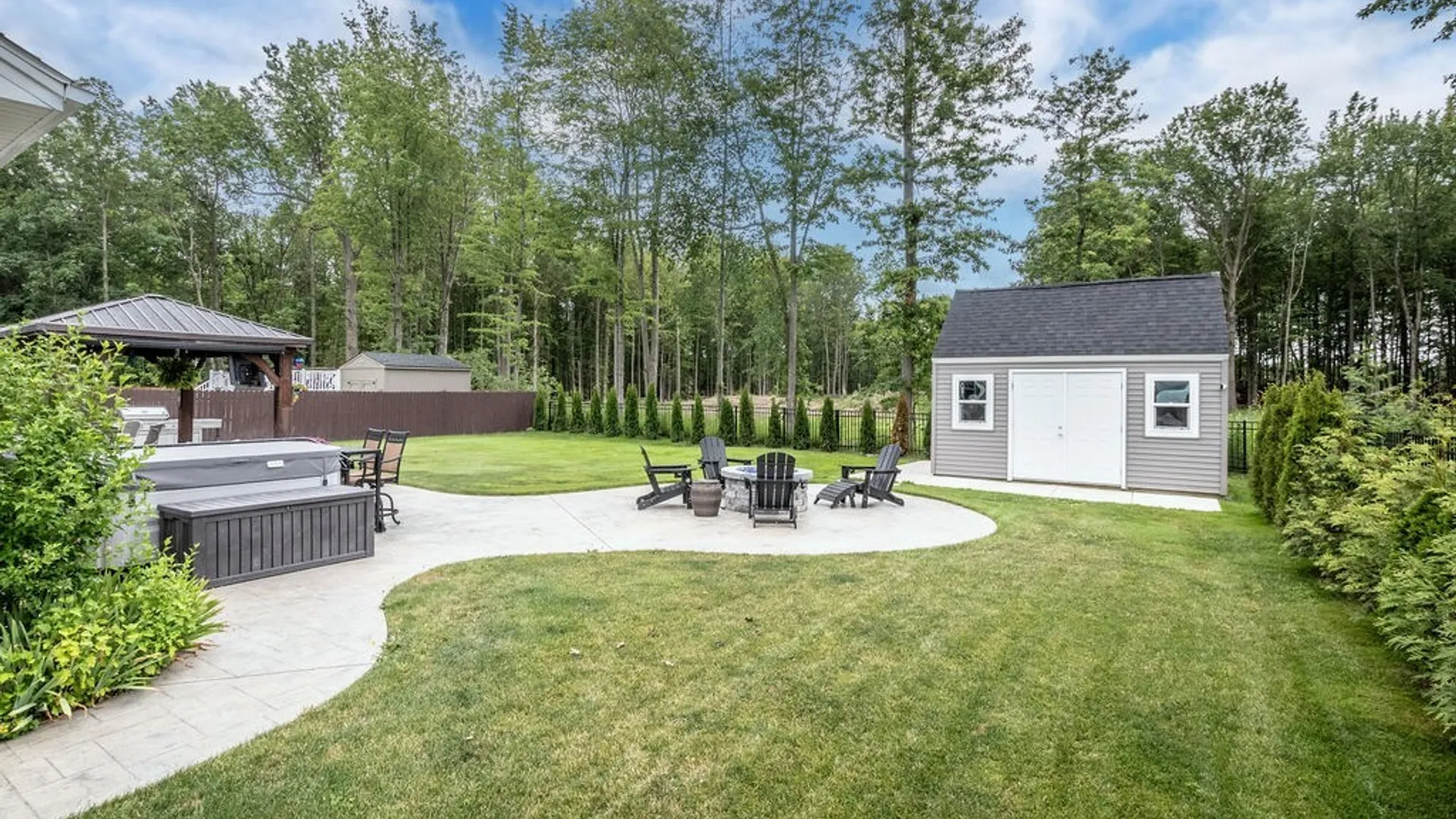 Property at 828 Whitehaven Road, Grand Island, NY 14072 3