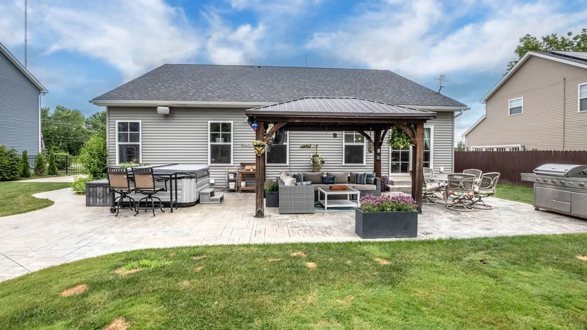 Property at 828 Whitehaven Road, Grand Island, NY 14072 43