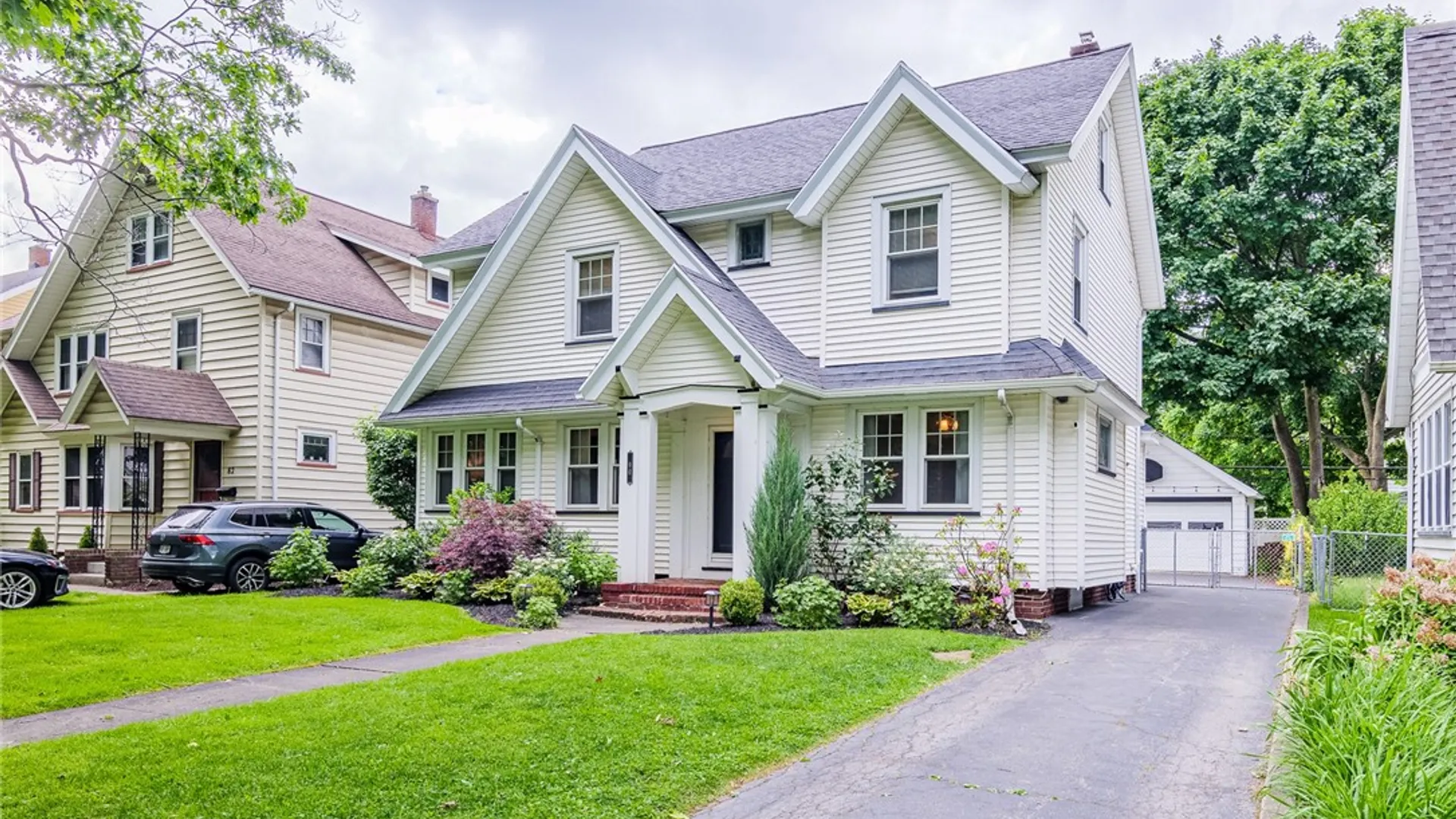 Property at 90 Elmcroft Road, Rochester, NY 14609 3