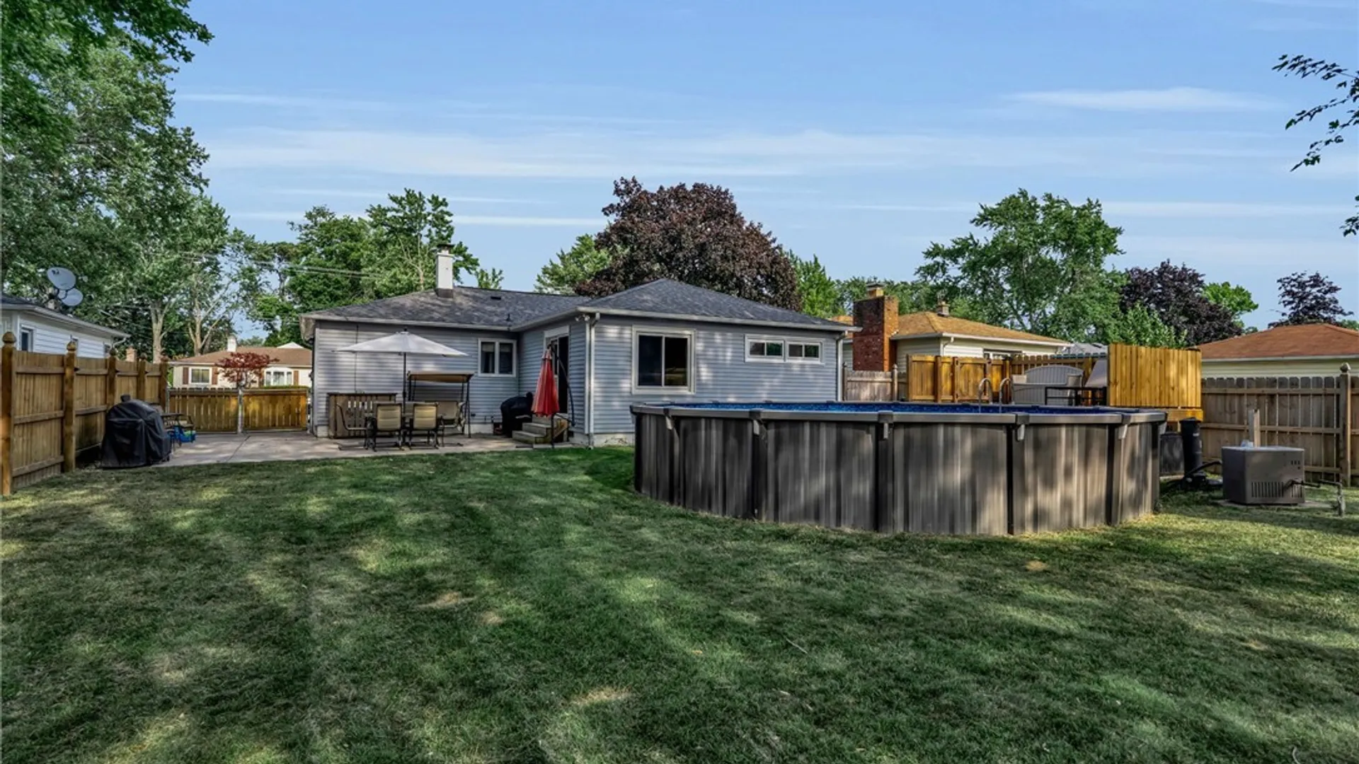 Property at 250 Roncroff Drive, North Tonawanda, NY 14120 27