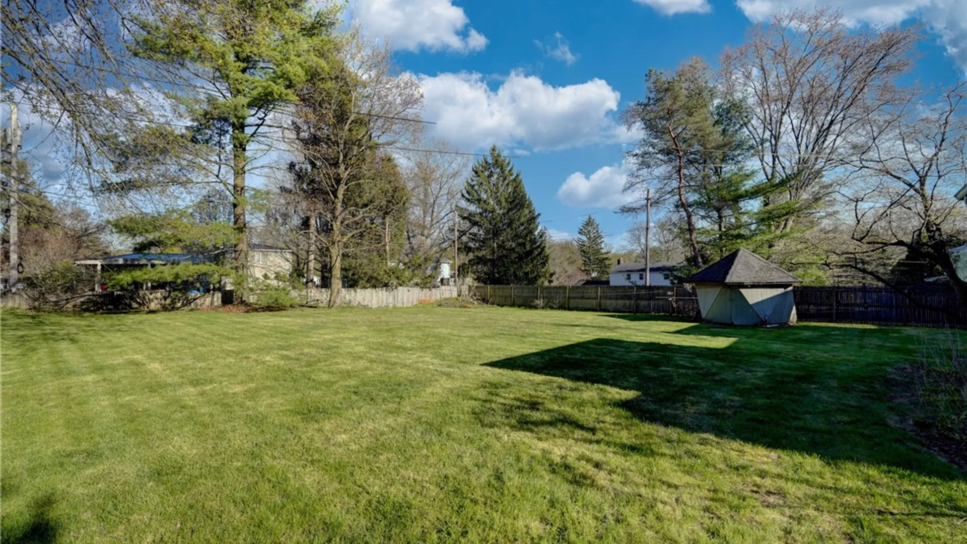 Property at 68 Hillcrest Drive, Penfield, NY 14526 34