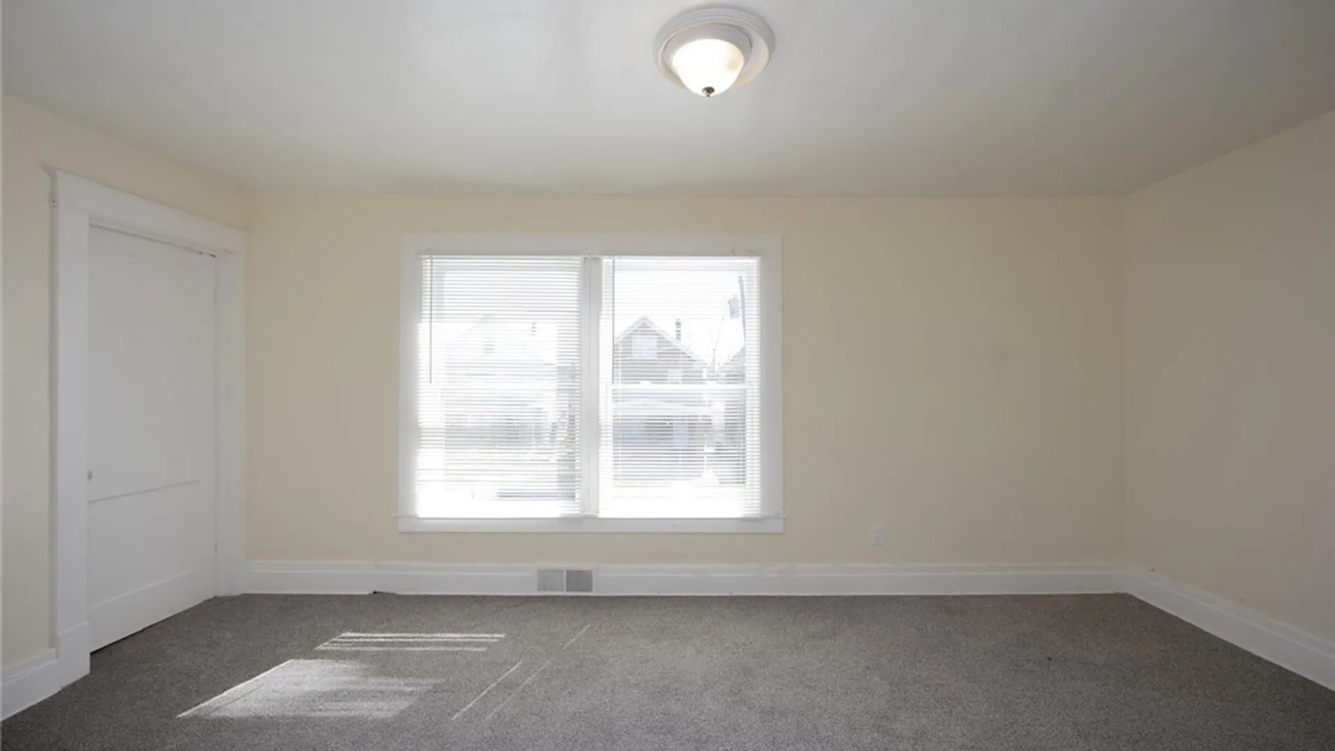 Property at 1126 La Salle Avenue, Niagara Falls, NY 14301 18