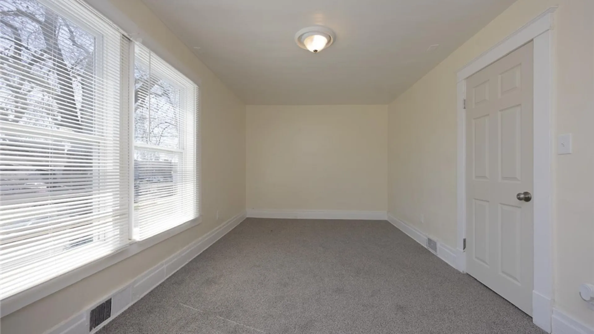 Property at 1126 La Salle Avenue, Niagara Falls, NY 14301 20