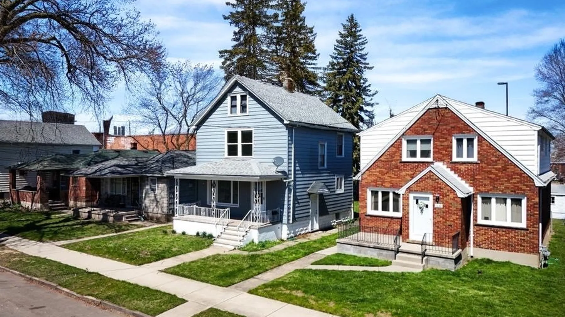 Property at 1126 La Salle Avenue, Niagara Falls, NY 14301 3