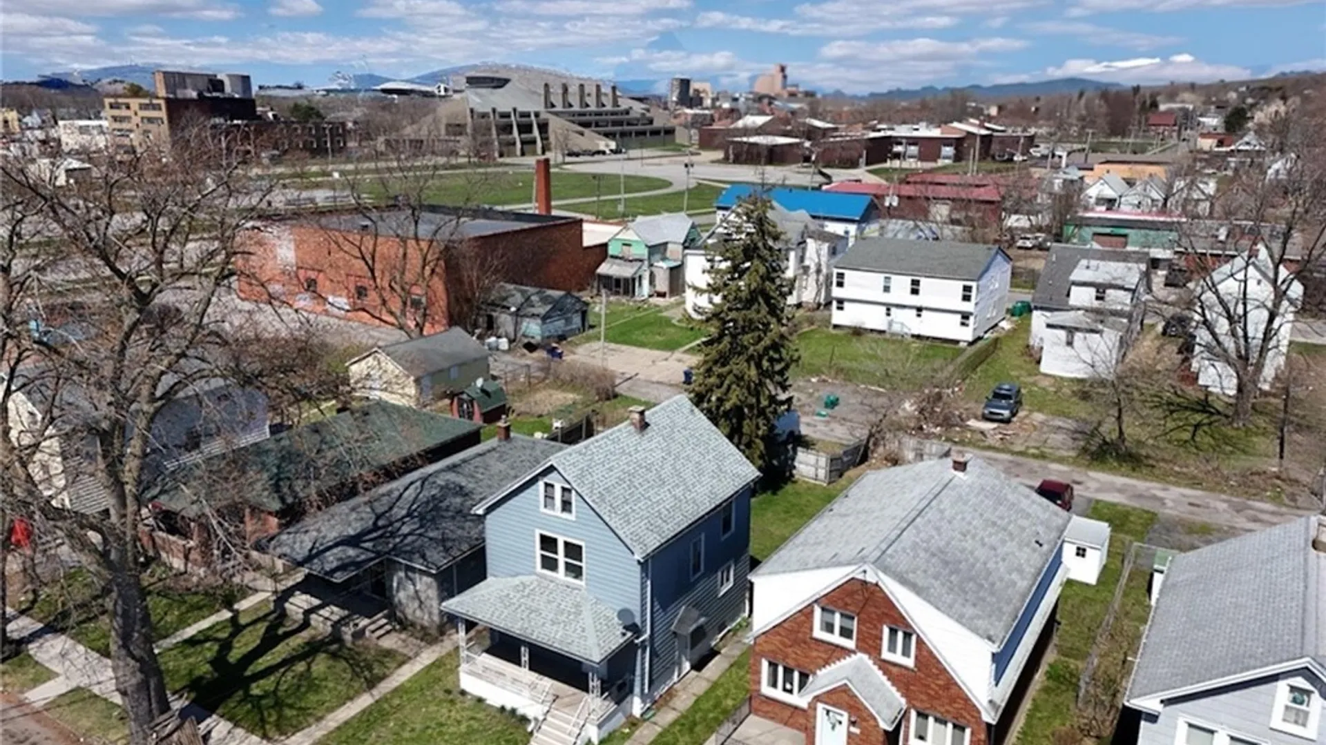 Property at 1126 La Salle Avenue, Niagara Falls, NY 14301 7