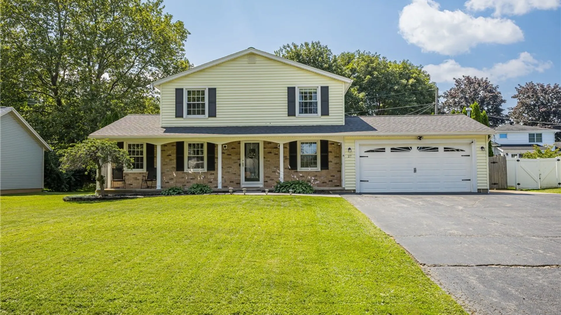 Property at 27 Sunny Slope Drive, Parma, NY 14468 35