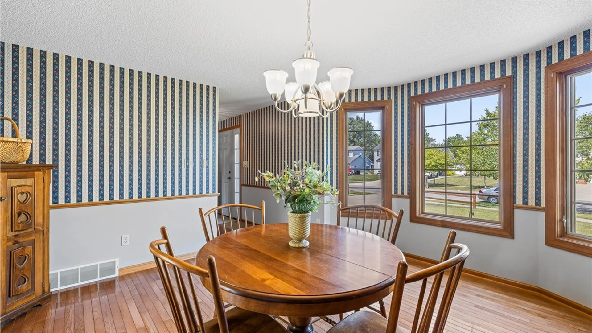 Property at 35 Signal Drive, Lancaster, NY 14086 10