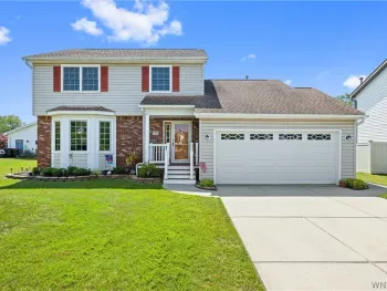 35 Signal Drive, Lancaster, NY 14086