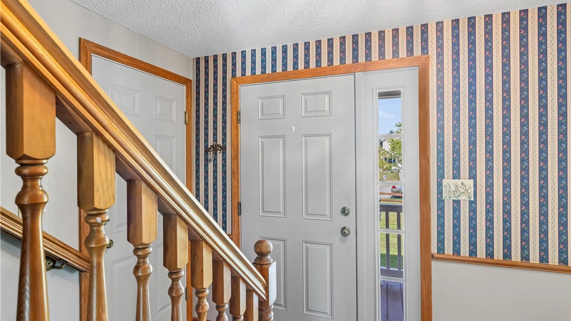 Property at 35 Signal Drive, Lancaster, NY 14086 7
