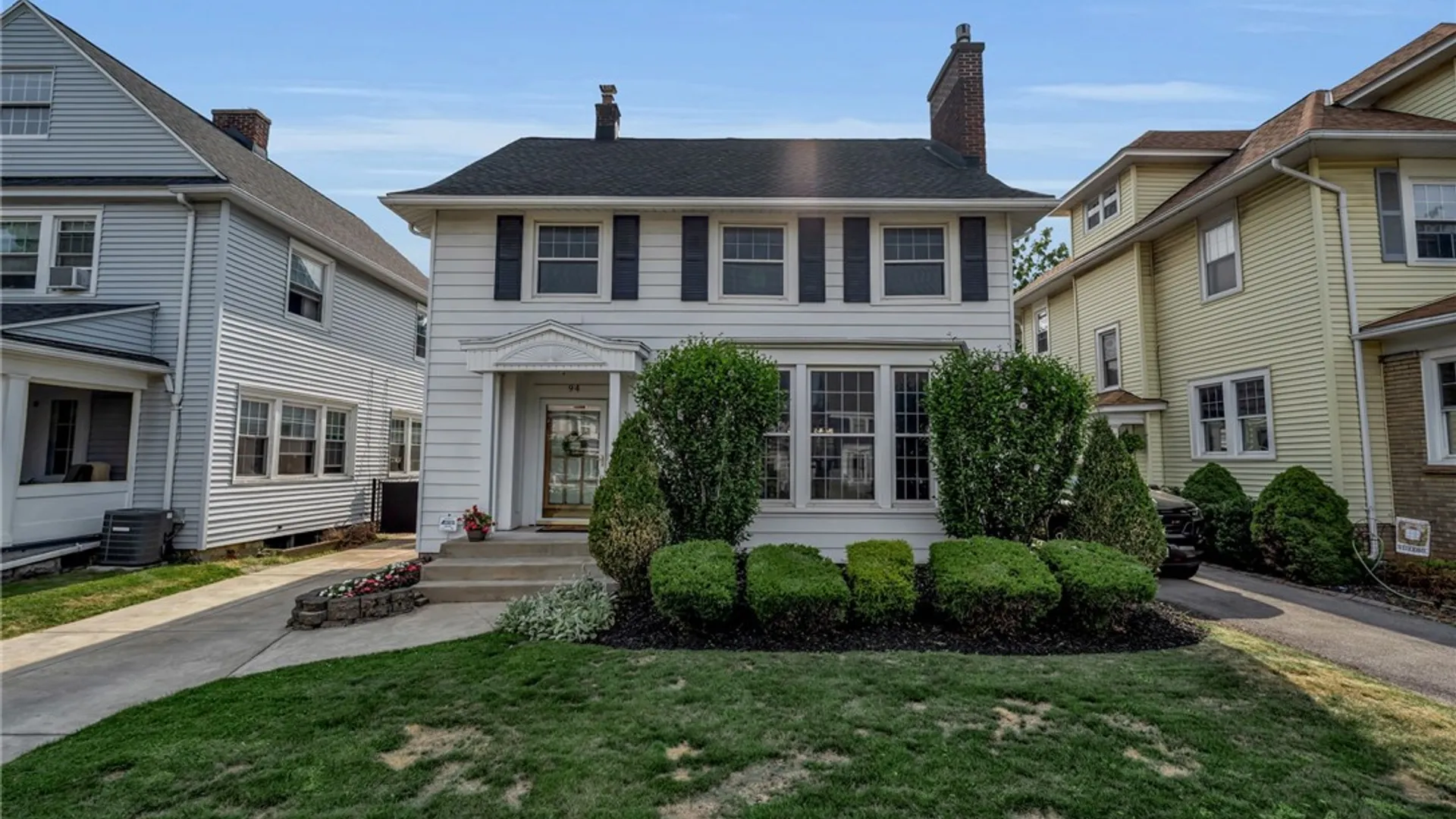 Property at 94 Larchmont Road, Buffalo, NY 14214 2
