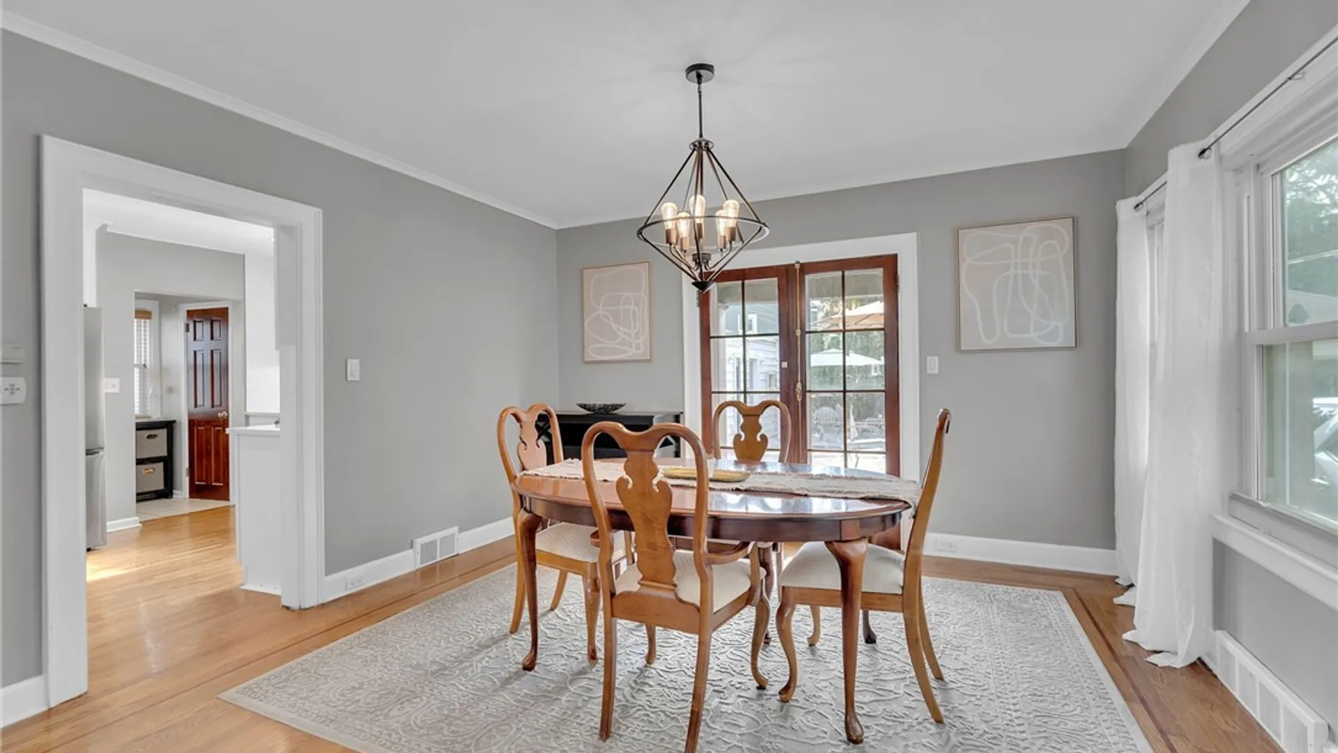 Property at 94 Larchmont Road, Buffalo, NY 14214 9