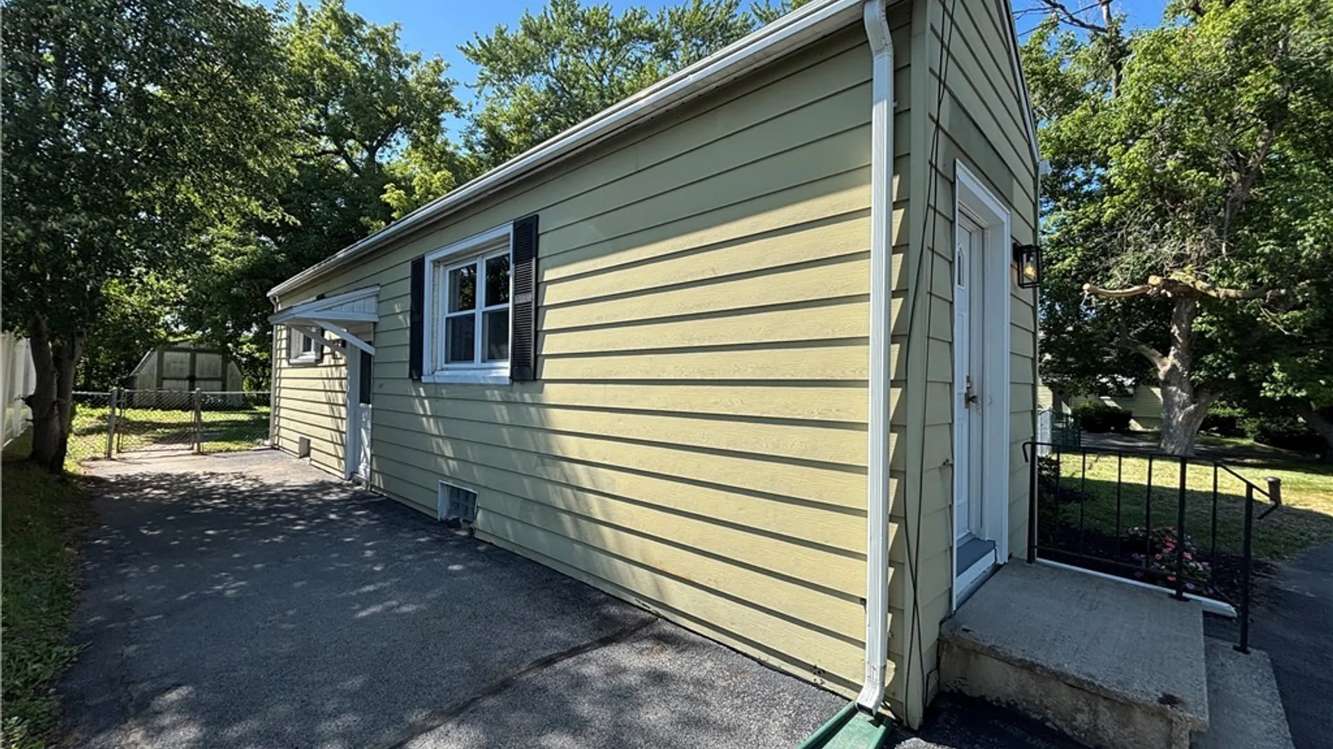 Property at 1911 Teall Avenue, Salina, NY 13206 34