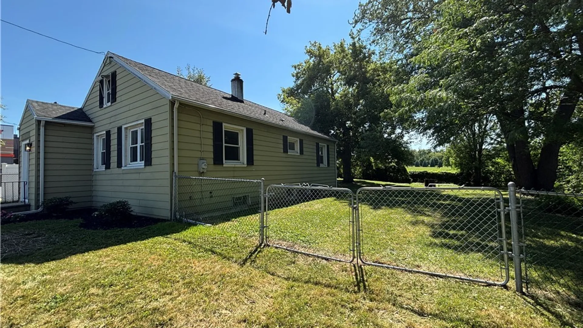 Property at 1911 Teall Avenue, Salina, NY 13206 7