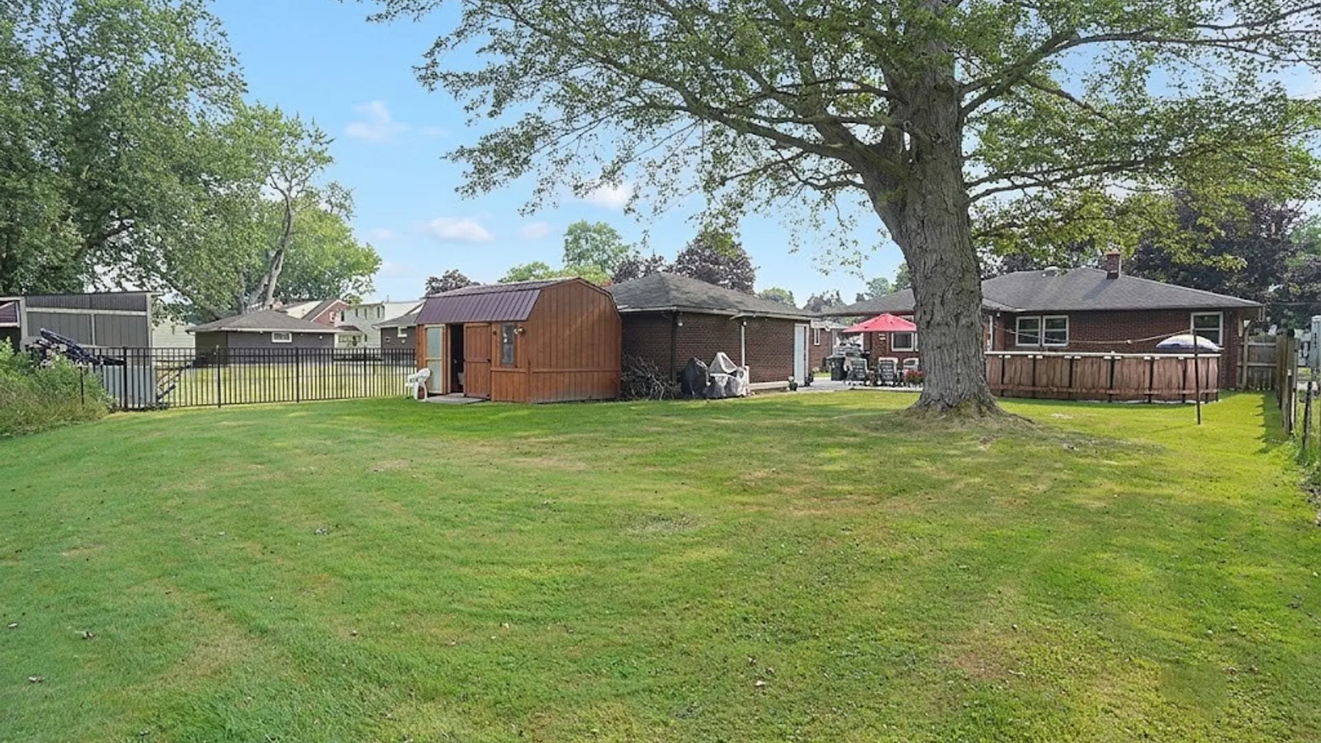 Property at 717 Shad Street, North Tonawanda, NY 14120 35