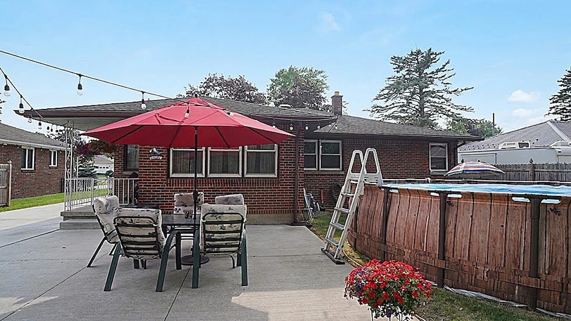 Property at 717 Shad Street, North Tonawanda, NY 14120 9