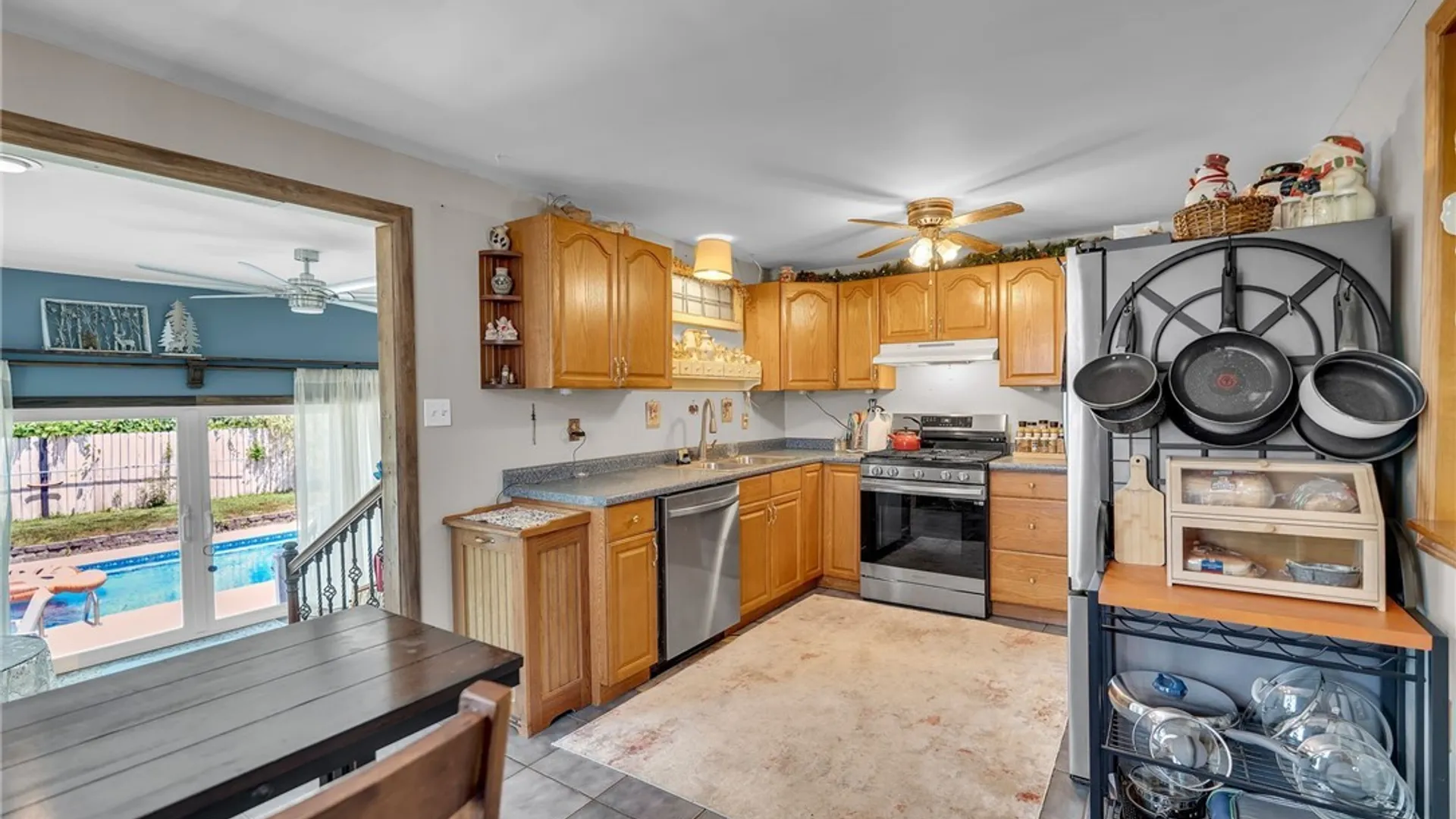 Property at 78 Dubonnet Drive, Cheektowaga, NY 14043 13