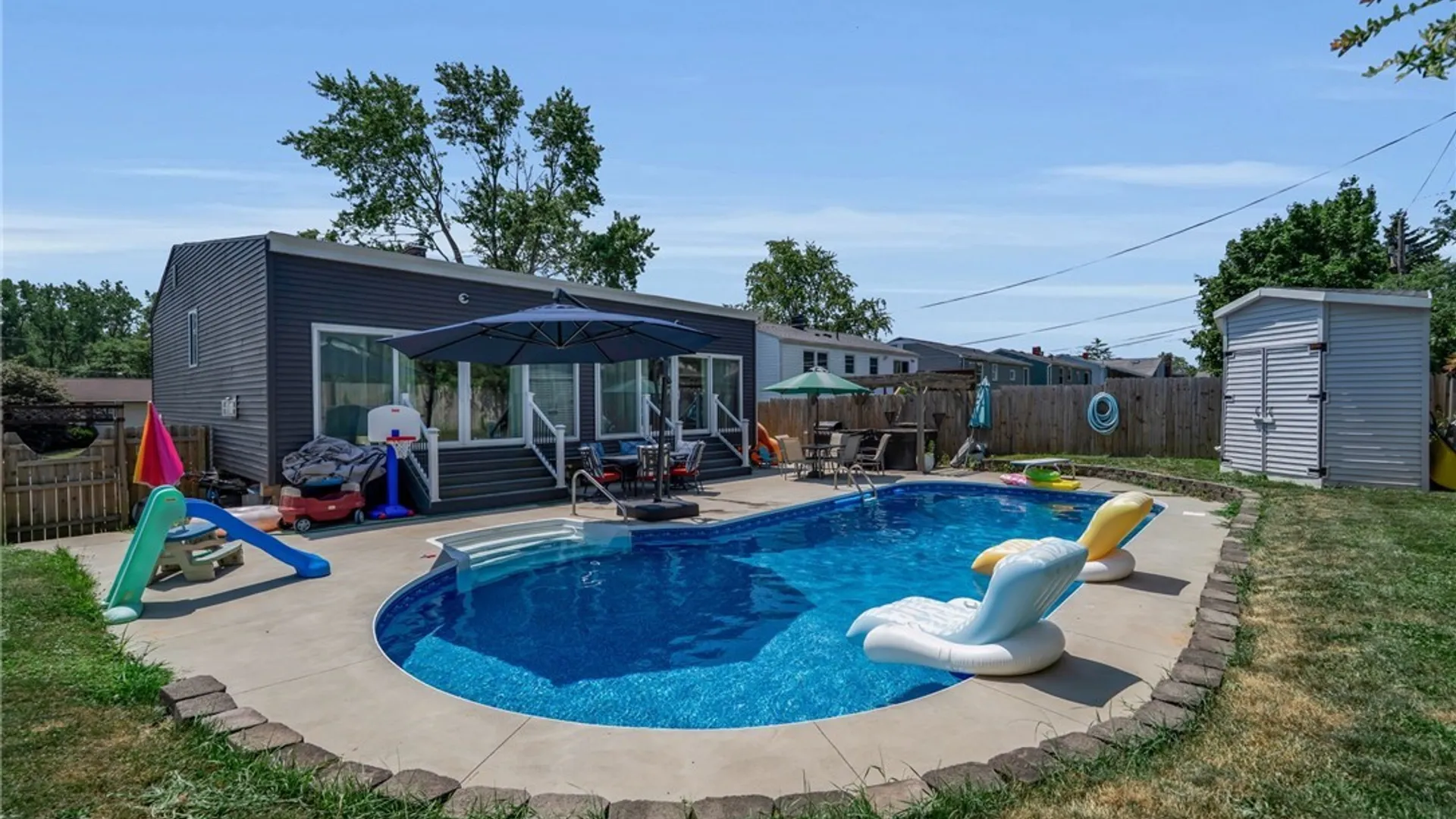 Property at 78 Dubonnet Drive, Cheektowaga, NY 14043 35
