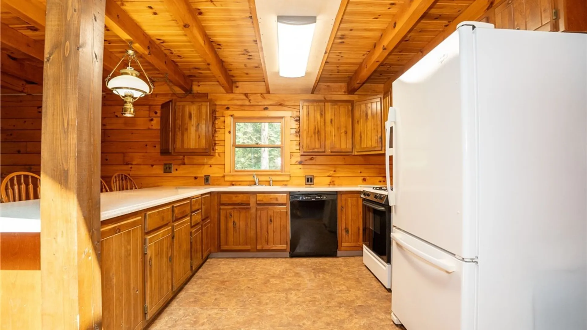 Property at 8 Deer Run Road, Holland, NY 14080 9
