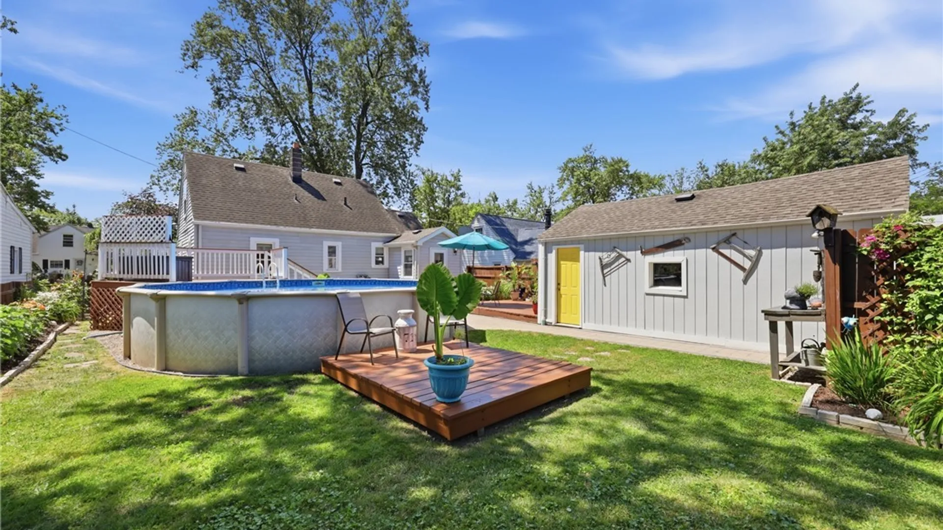 Property at 28 Cloverdale Road, Cheektowaga, NY 14225 33