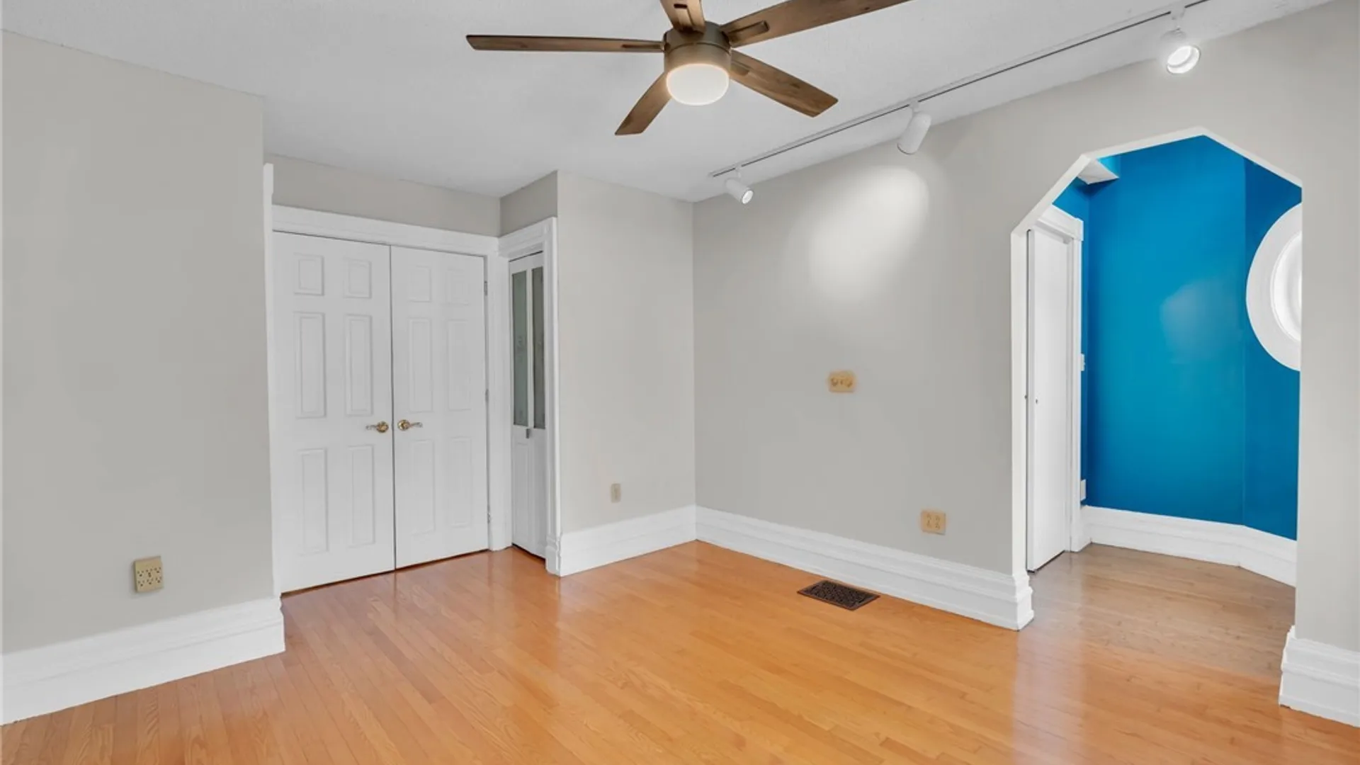 Property at 38 Orton Place, Buffalo, NY 14201 26
