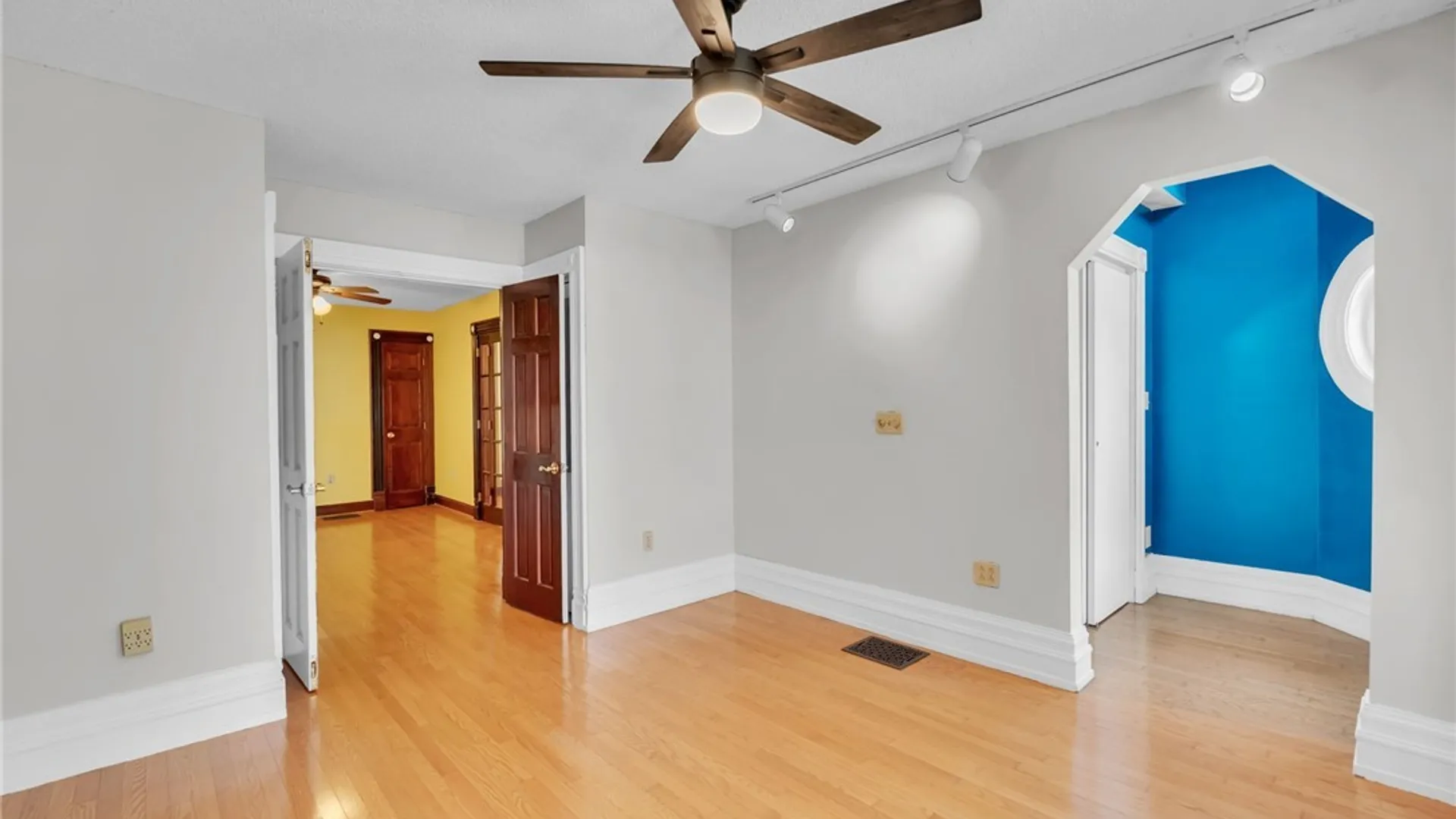 Property at 38 Orton Place, Buffalo, NY 14201 27