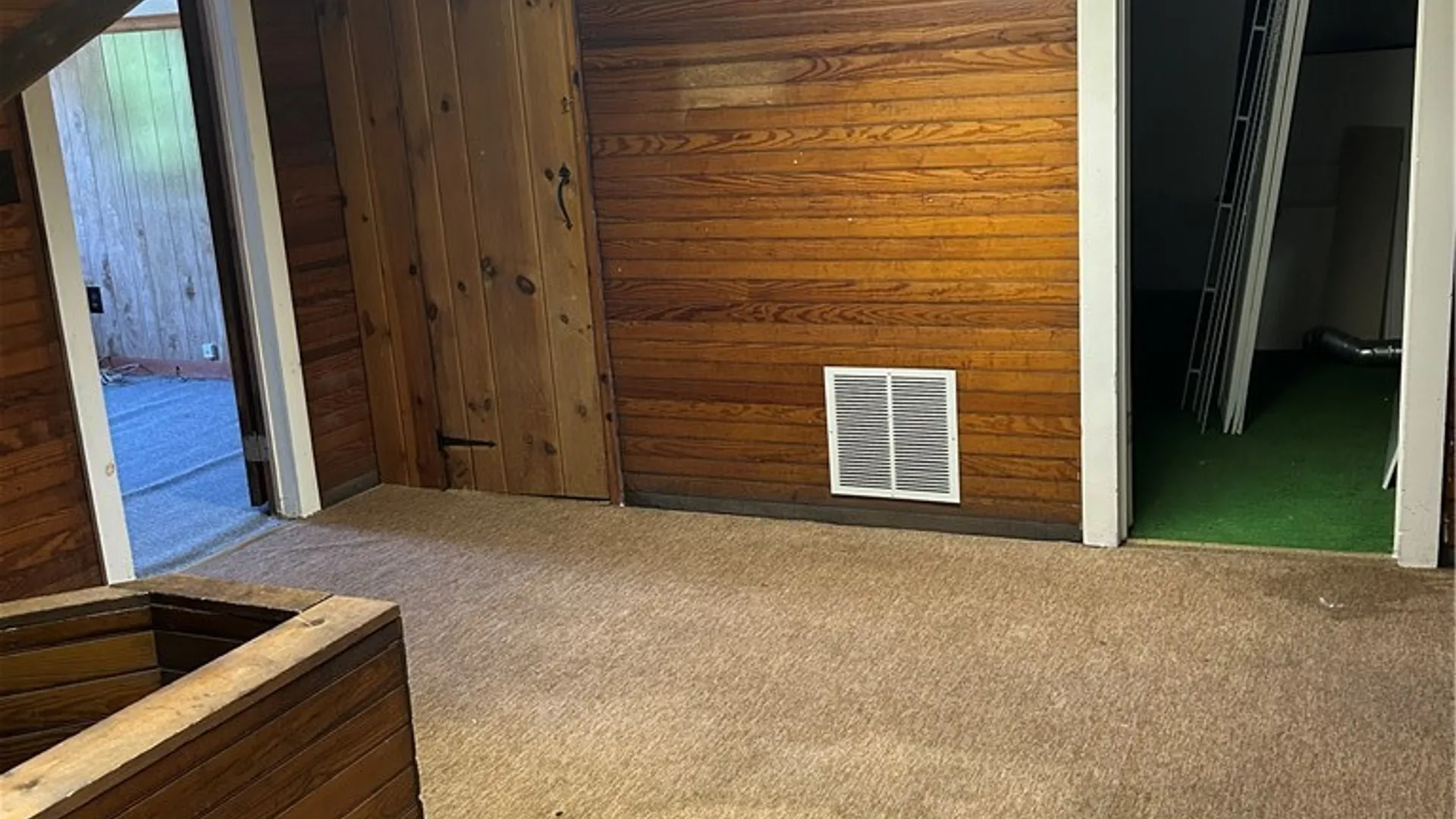 Property at 197 East Avenue, Lockport City, NY 14094 24