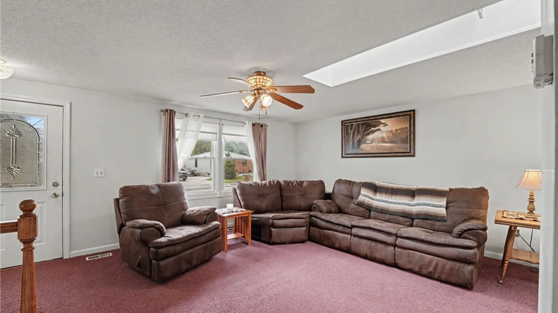 Property at 233 Dean Road, Cheektowaga, NY 14043 15