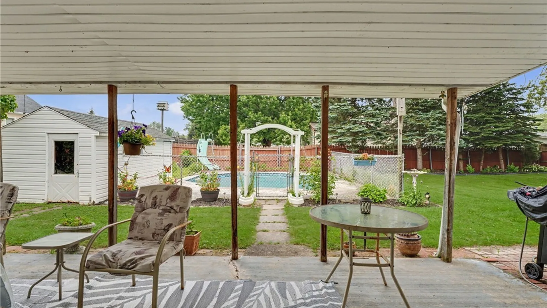 Property at 233 Dean Road, Cheektowaga, NY 14043 21
