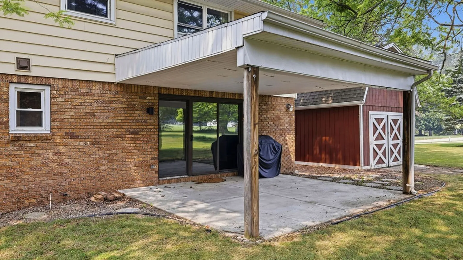 Property at 3 Beaverbrook Court, Cheektowaga, NY 14043 38