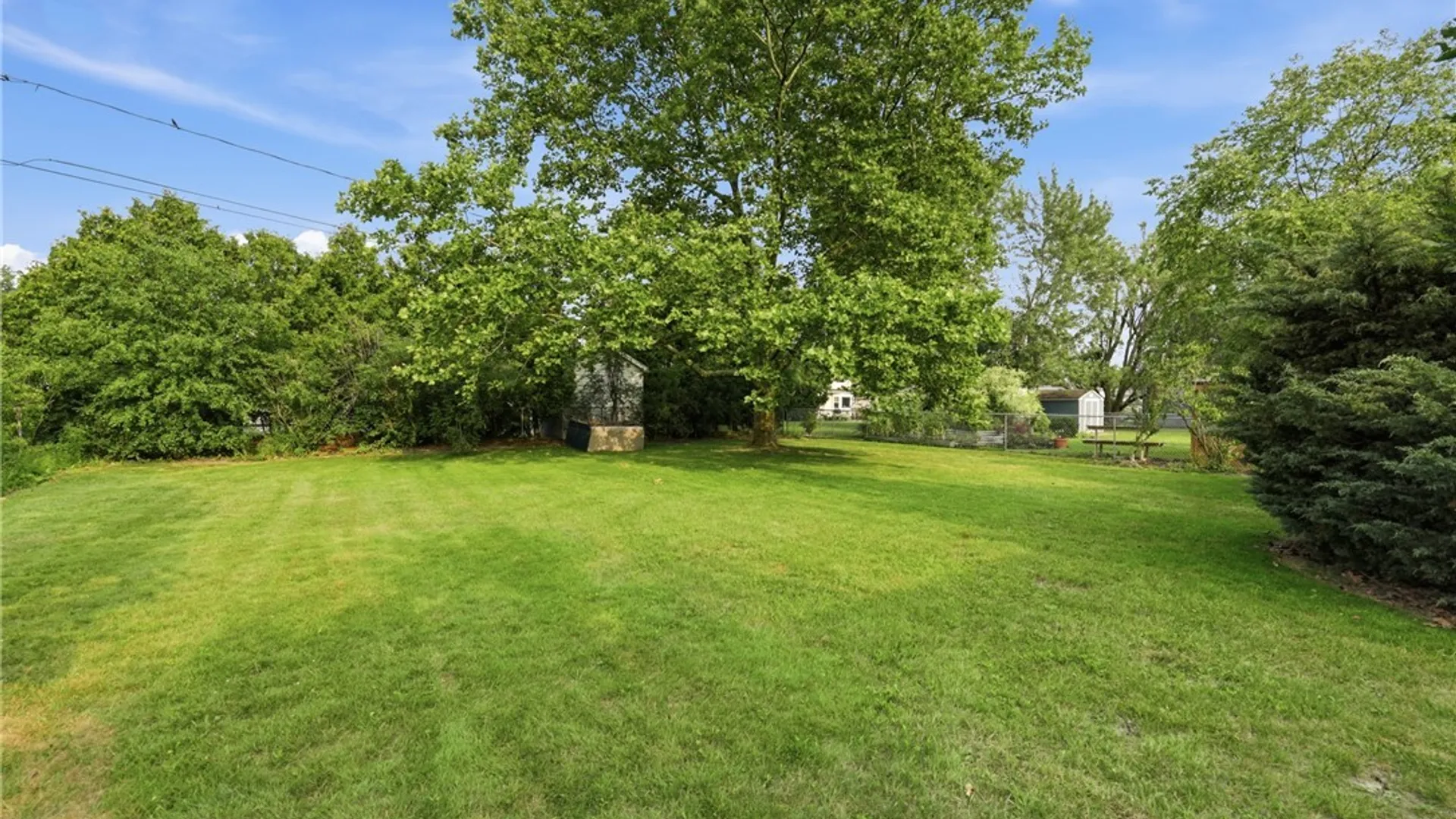 Property at 115 Foxpoint  W Drive, Amherst, NY 14221 29