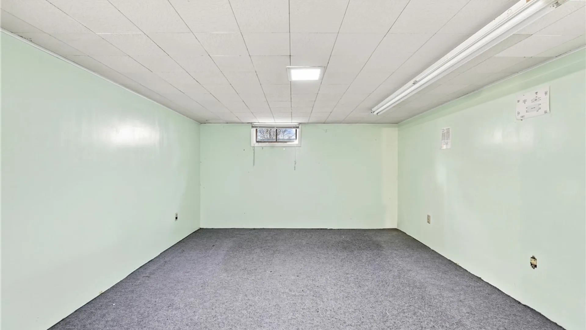 Property at 115 Foxpoint  W Drive, Amherst, NY 14221 30