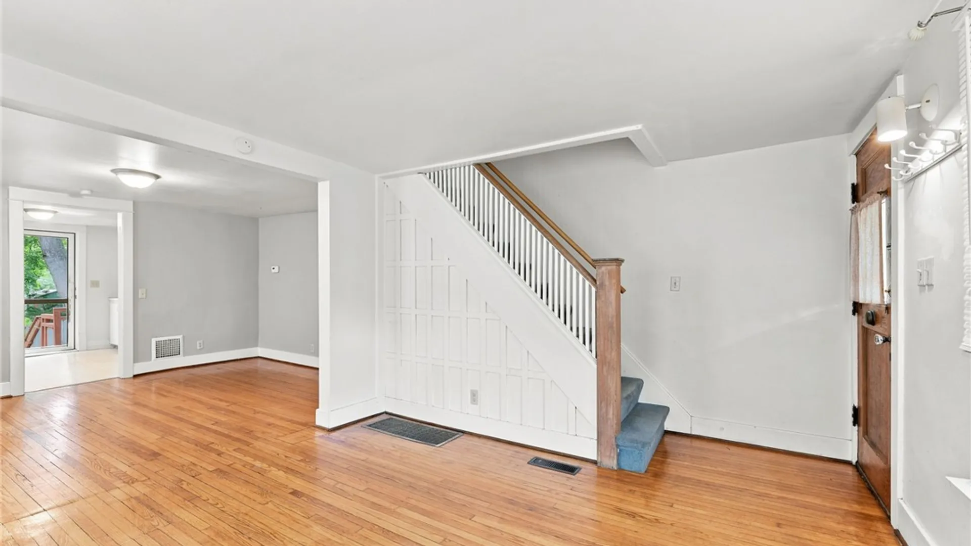 Property at 911-11.5 N Cayuga Street, Ithaca City, NY 14850 4