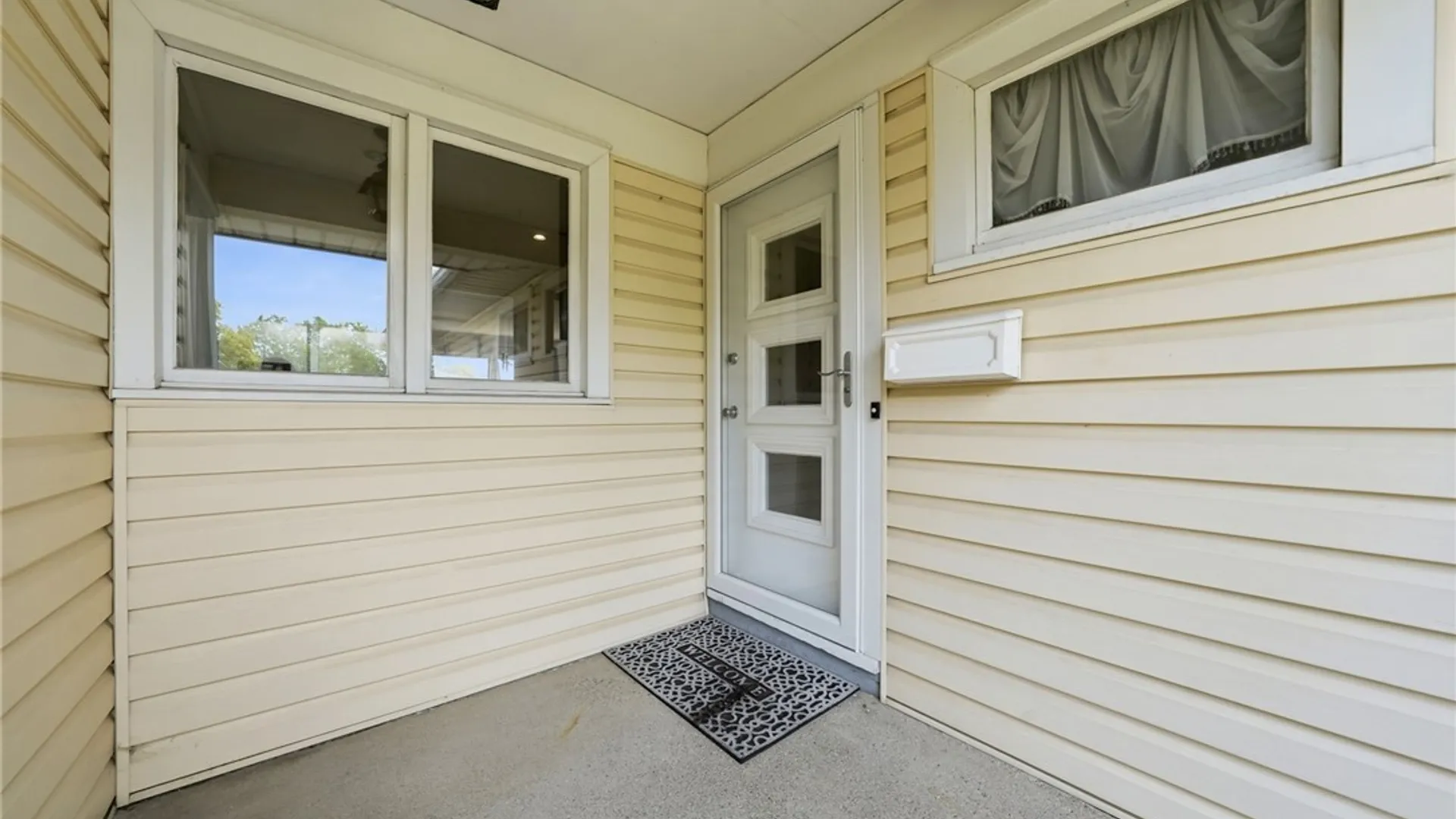 Property at 275 Pryor Avenue, Tonawanda, NY 14150 4