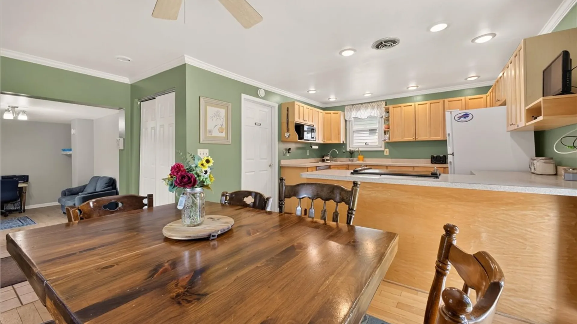 Property at 27 Hulburt Avenue, Perinton, NY 14450 18