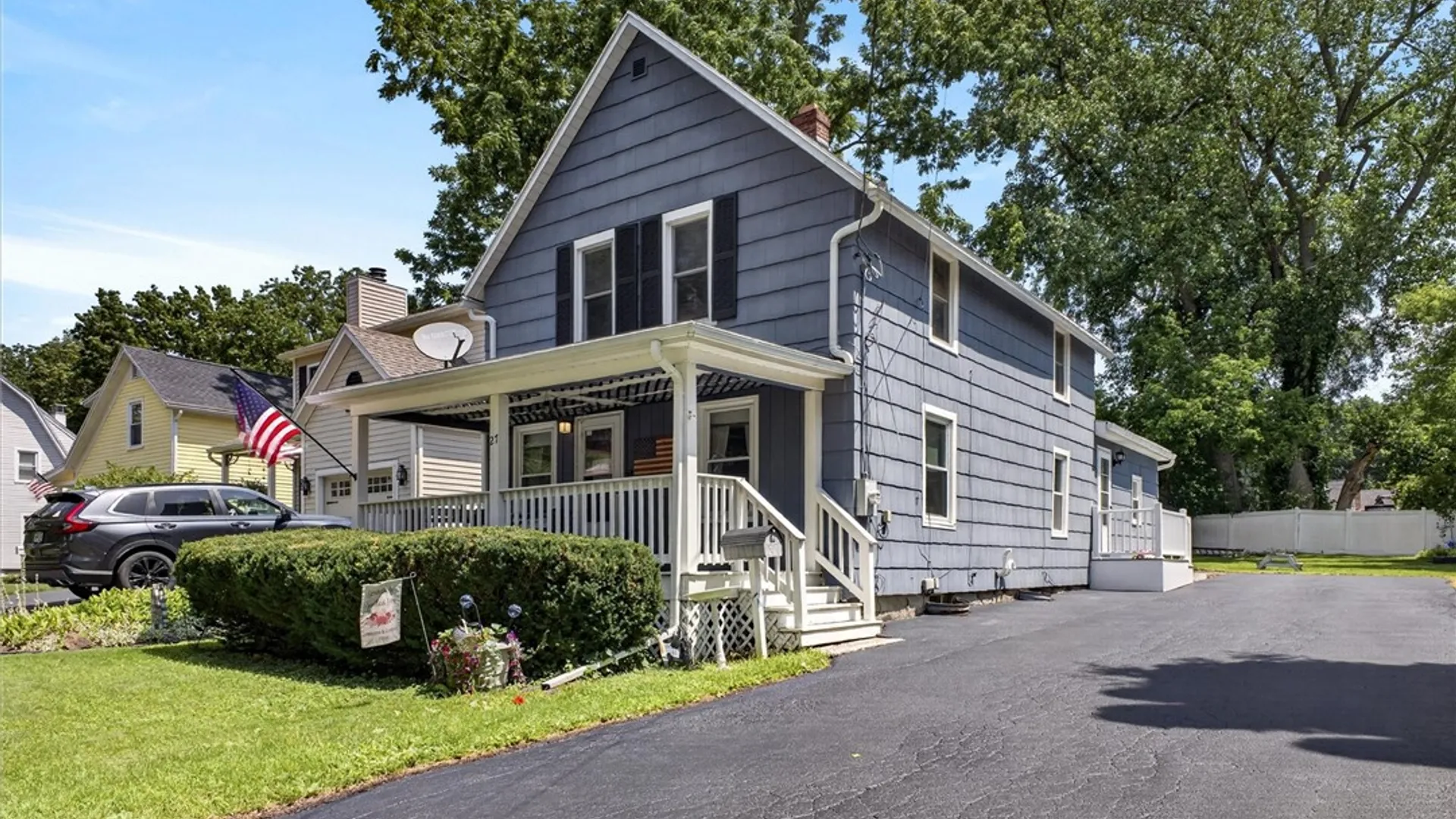 Property at 27 Hulburt Avenue, Perinton, NY 14450 3