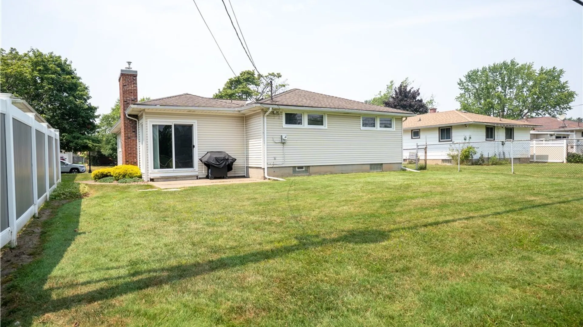 Property at 17 Mayberry Drive, Cheektowaga, NY 14227 24