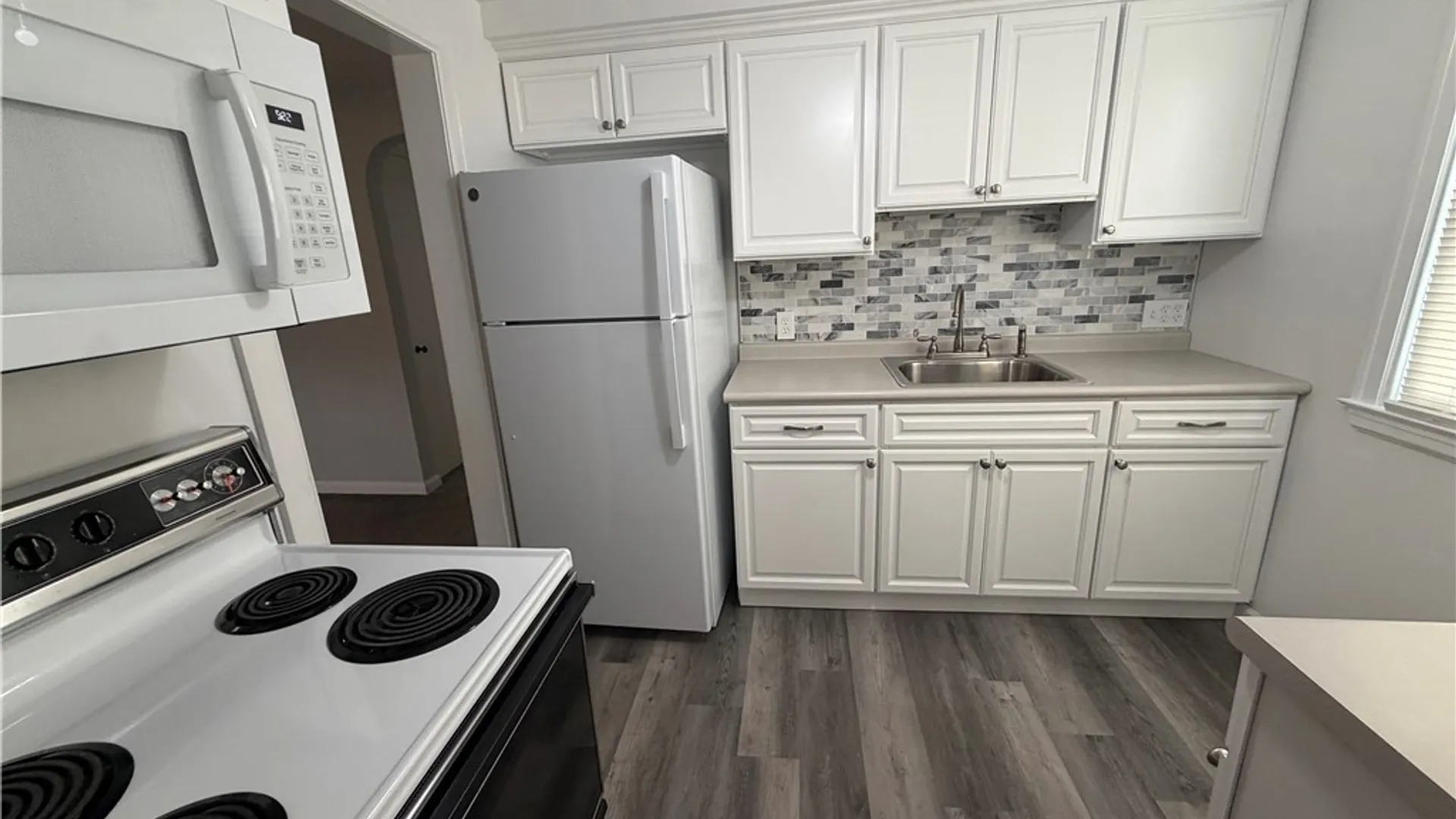 Property at 808 Cleveland Drive, Cheektowaga, NY 14225 11