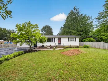 Property at 8530 Belnor Drive, Cicero, NY 13039
