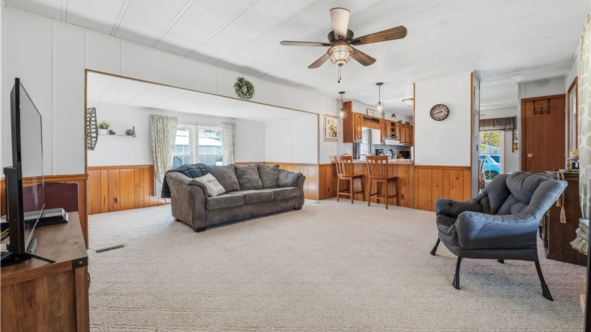 Property at 62 Beechwood Blvd, Gaines, NY 14411 15