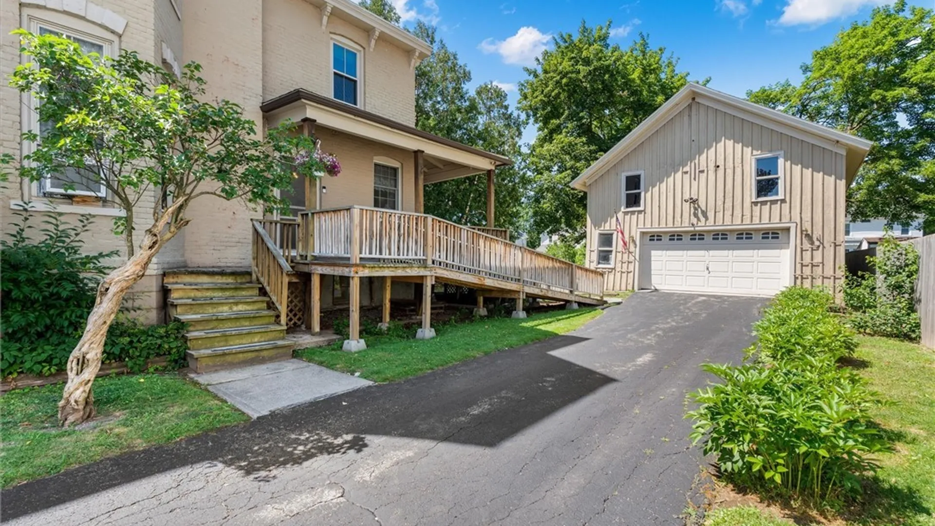 Property at 222 W Walnut Street, Oneida, NY 13421 6