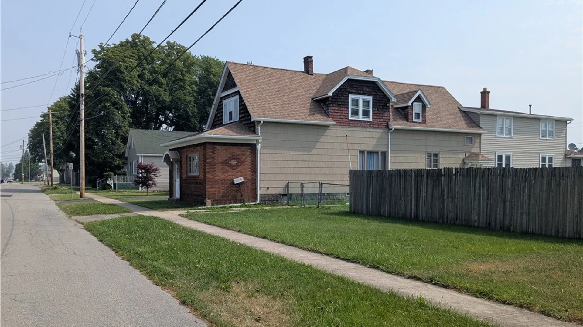 Property at 229 Garland Avenue, Cheektowaga, NY 14206 4